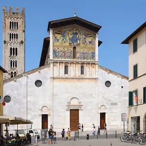 Charm 3*, Lucques Italie