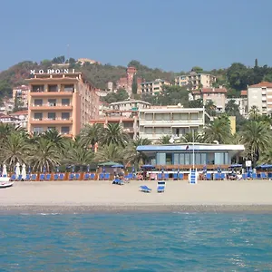 Grand Moroni 4*, Finale Ligure Italie